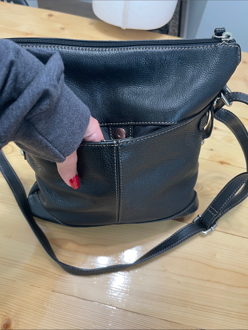 Giani Bernini Black Pebbled Leather Multi-Pocket Crossbody Bag Organizer - Picture 5 of 16